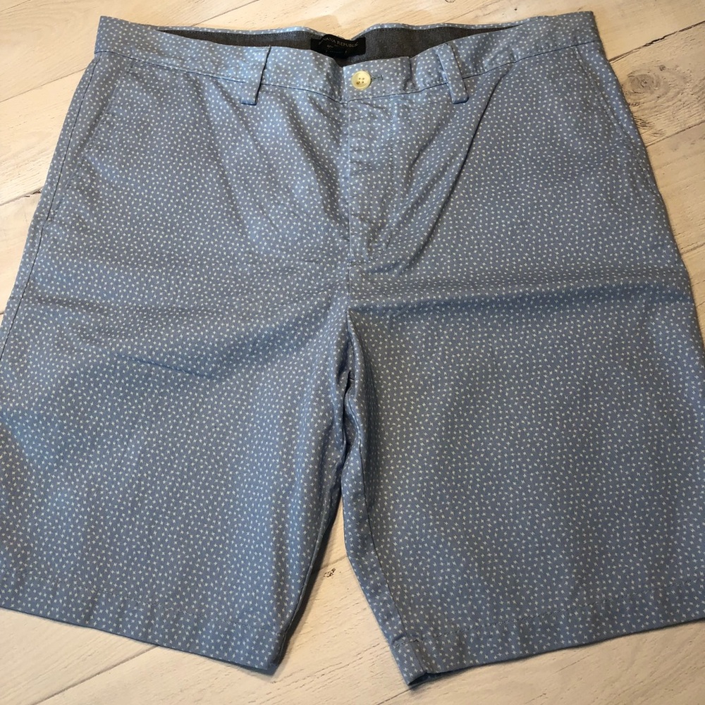 NWT Men’s Banana Republic Shorts